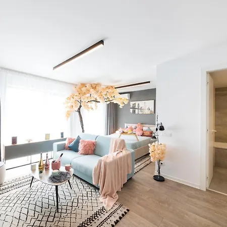 アパートホテル Pointresidence 4*